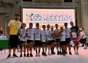 Gli atleti della Motyka Bike School Modica in premiazione al Meeting Regionale Giovanissimi di Catania