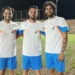 Raffaele Monaco, Emanuele Monaco e Alessandro Scaglione del Comiso sul campo di calcio dopo il ripescaggio in Promozione