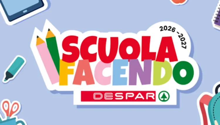 Il logo della campagna Scuolafacendo Despar 2026-2027, con matite, quaderno e tablet decorativi