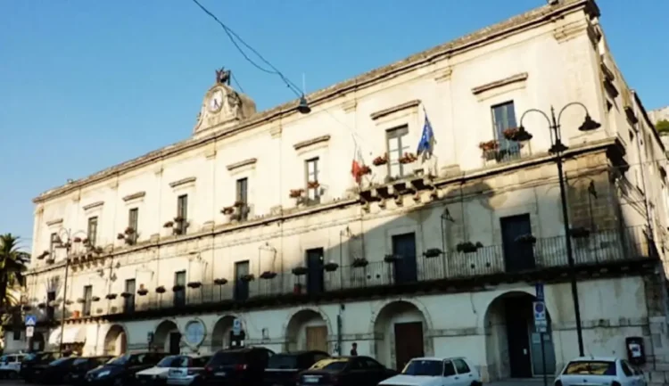 Palazzo comunale di Modica, sede dell’amministrazione che gestisce il servizio ASACOM