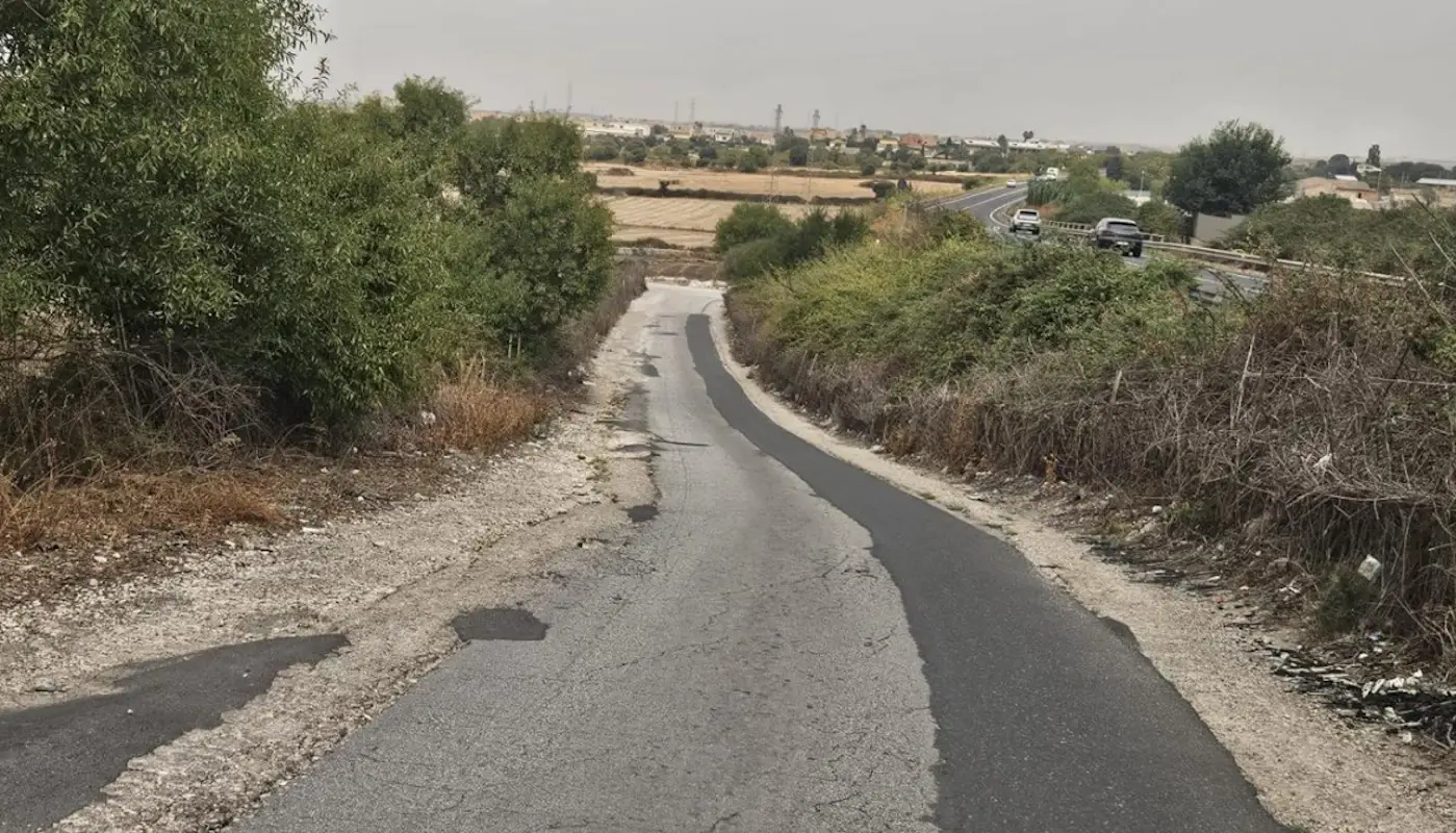 Via 392 a Ragusa, buche e buio: la consigliera chiede interventi