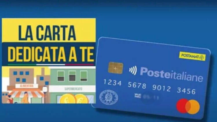Grafica della Carta Dedicata a te con la carta prepagata blu di Poste Italiane e un’illustrazione di negozi alimentari